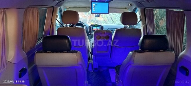 Hyundai H-1 2008, 238,321 km - 2.5 l - Bakı