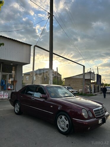 Mercedes E 200 1998, 500,000 km - 2.0 l - Balakən