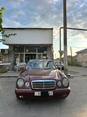 Mercedes E 200 1998, 500,000 km - 2.0 l - Balakən