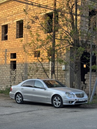 Mercedes E 240 2002, 430,000 km - 2.6 l - Biləsuvar