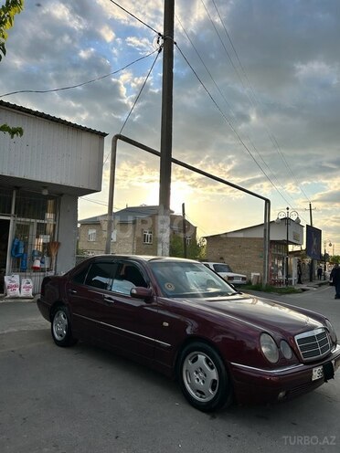 Mercedes E 200 1998, 500,000 km - 2.0 l - Balakən