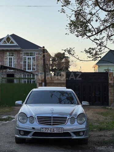 Mercedes E 240 2002, 430,000 km - 2.6 l - Biləsuvar