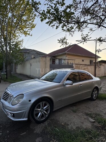 Mercedes E 240 2002, 430,000 km - 2.6 l - Biləsuvar