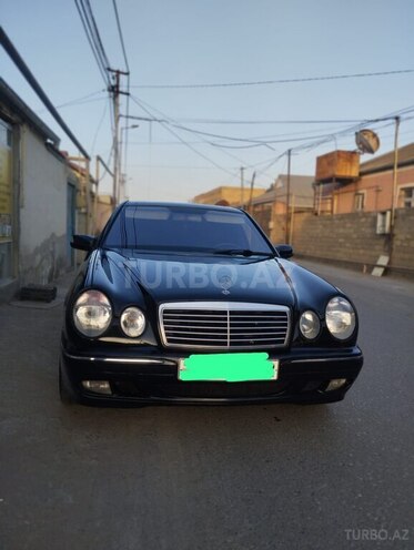 Mercedes E 240 1998, 322,000 km - 2.4 l - Bakı