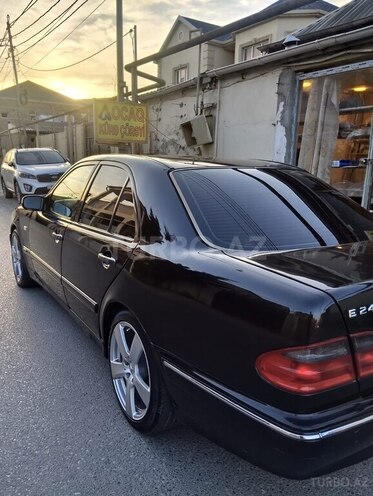 Mercedes E 240 1998, 322,000 km - 2.4 l - Bakı