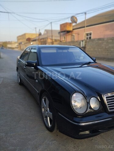 Mercedes E 240 1998, 322,000 km - 2.4 l - Bakı