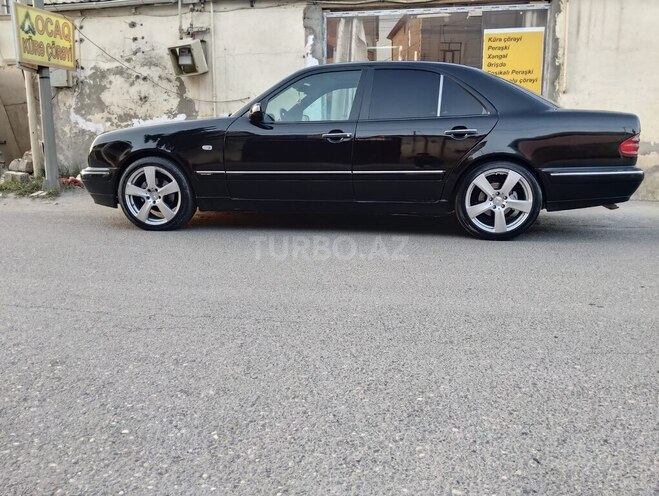 Mercedes E 240 1998, 322,000 km - 2.4 l - Bakı
