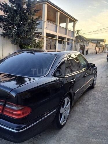 Mercedes E 240 1998, 322,000 km - 2.4 l - Bakı