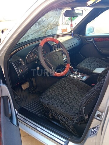 Mercedes C 180 1997, 367,000 km - 1.8 l - Bakı