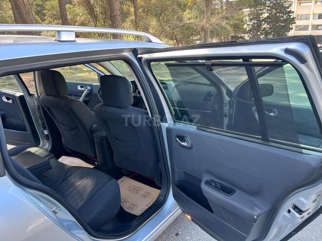 Renault Megane-17