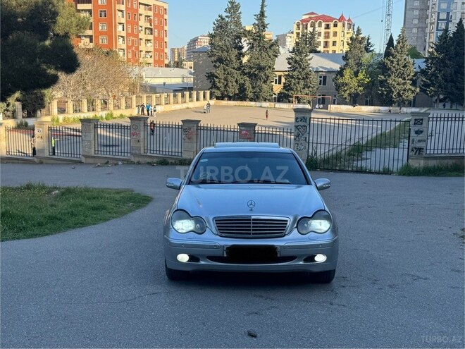 Mercedes C 240-1