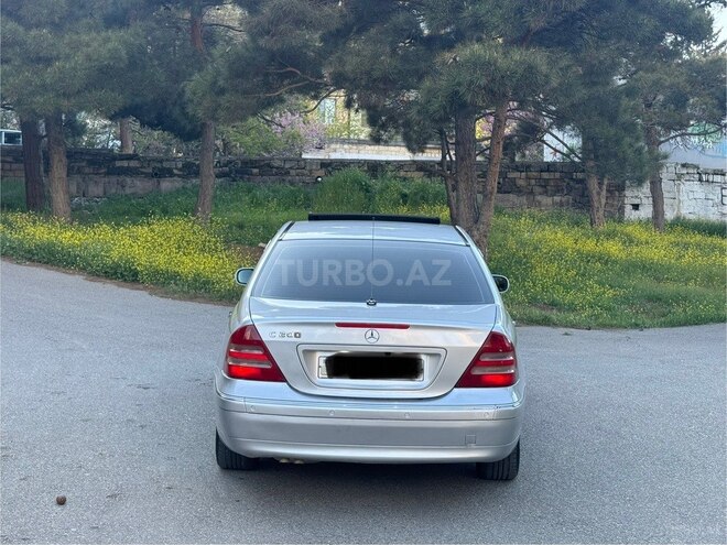 Mercedes C 240-4