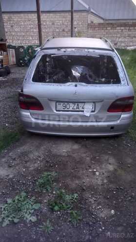 Mercedes E 220 d 2004, 322,210 km - 2.2 l - Gəncə
