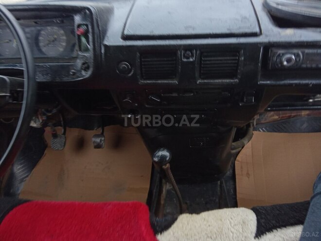 GAZ 33021 1998, 300,000 km - 2.5 l - Salyan