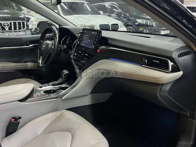Toyota Camry 2022, 32,080 km - 2.5 l - Bakı