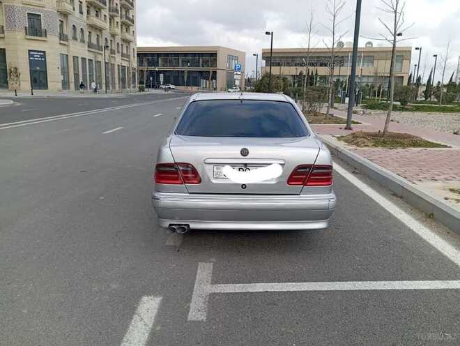 Mercedes E 240 1998, 461,211 km - 2.4 l - Şəmkir