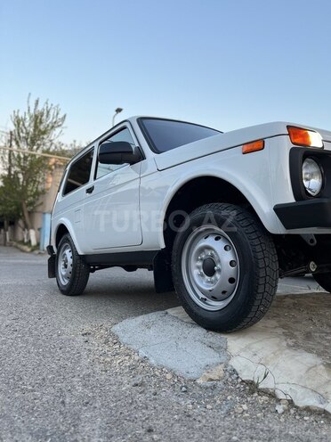LADA (VAZ) Niva 2024, 10,000 km - 1.7 l - Bakı