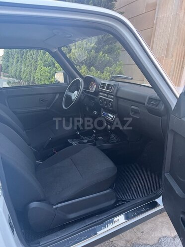 LADA (VAZ) Niva 2024, 10,000 km - 1.7 l - Bakı
