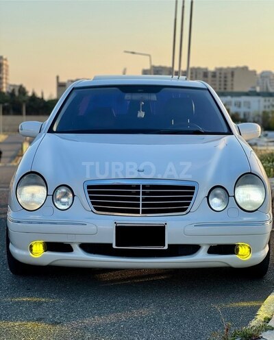 Mercedes E 320 2001, 333,000 km - 3.2 l - Bakı