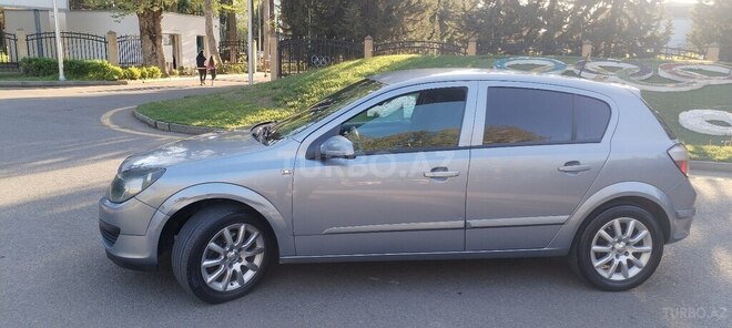 Opel Astra 2006, 420,000 km - 1.4 l - Mingəçevir