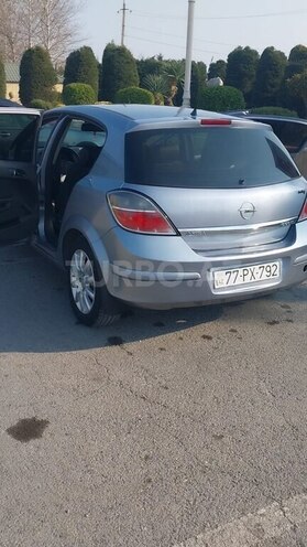 Opel Astra 2009, 245,000 km - 1.4 l - Bərdə