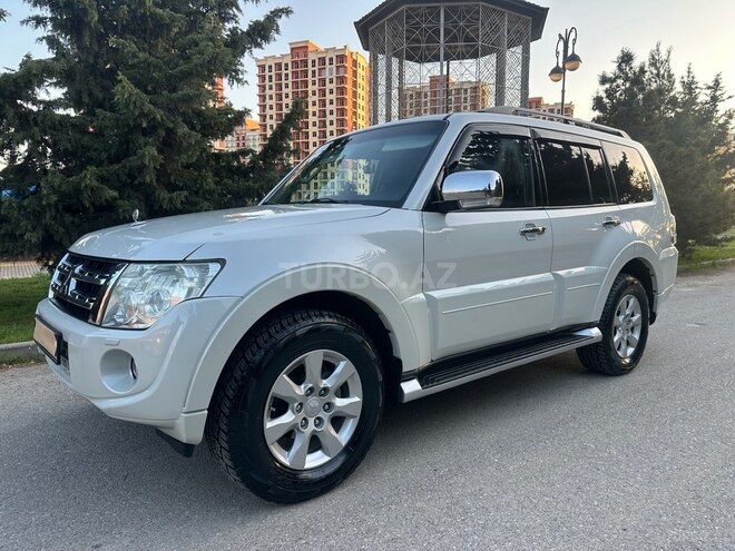 Mitsubishi Pajero 2013, 175,236 km - 3.5 l - Bakı