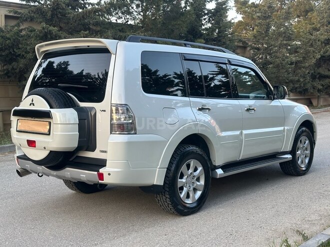 Mitsubishi Pajero 2013, 175,236 km - 3.5 l - Bakı