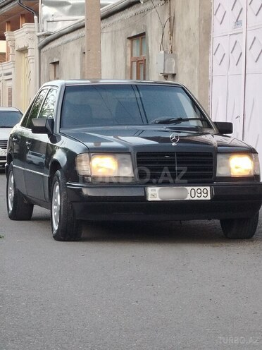 Mercedes E 250 1990, 450,000 km - 2.5 l - Gəncə
