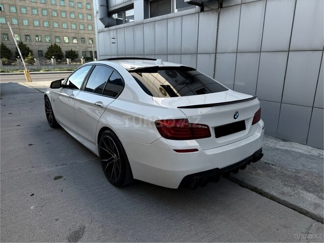 BMW 528 2013, 243,000 km - 2.0 l - Bakı