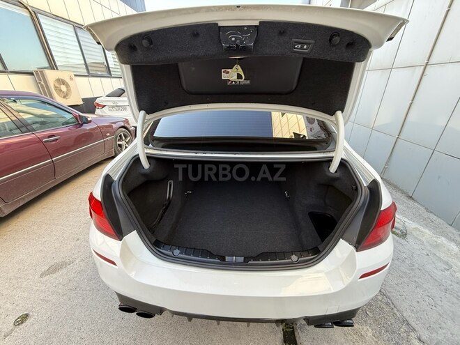 BMW 528 2013, 243,000 km - 2.0 l - Bakı