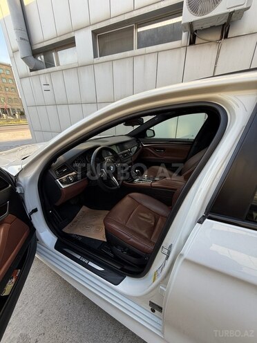 BMW 528 2013, 243,000 km - 2.0 l - Bakı