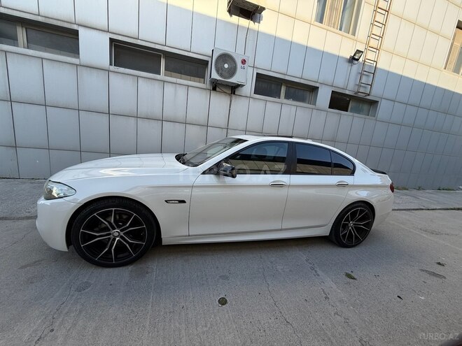 BMW 528 2013, 243,000 km - 2.0 l - Bakı