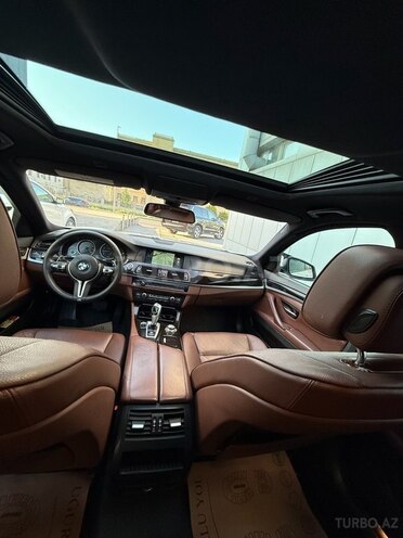 BMW 528 2013, 243,000 km - 2.0 l - Bakı