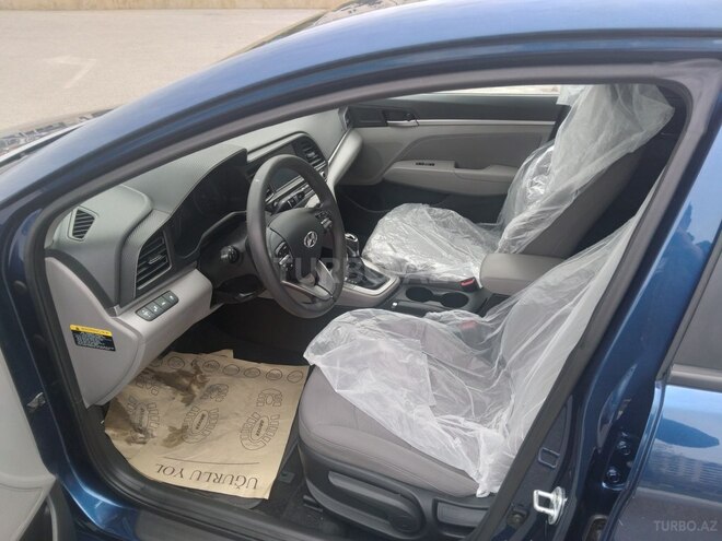 Hyundai Elantra 2018, 129,000 km - 2.0 l - Bakı
