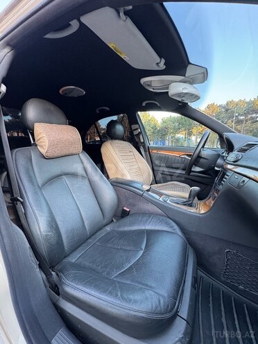 Mercedes E 270 2003, 300,000 km - 2.7 l - Sumqayıt