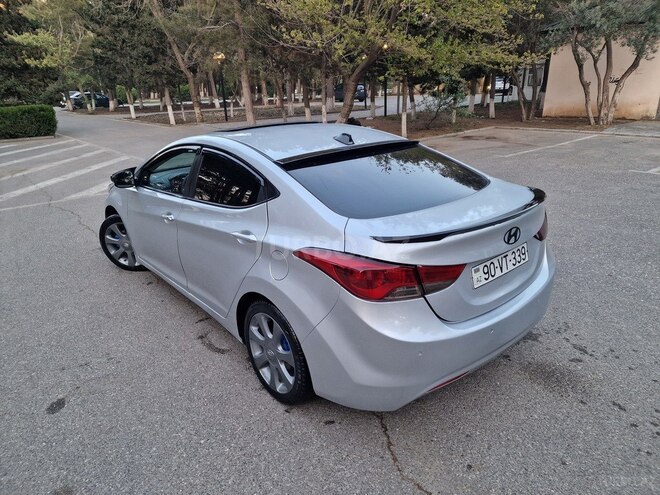 Hyundai Elantra 2013, 215,456 km - 1.8 л - Sumqayıt