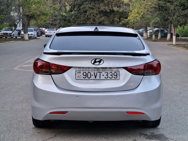 Hyundai Elantra 2013, 215,456 km - 1.8 л - Sumqayıt