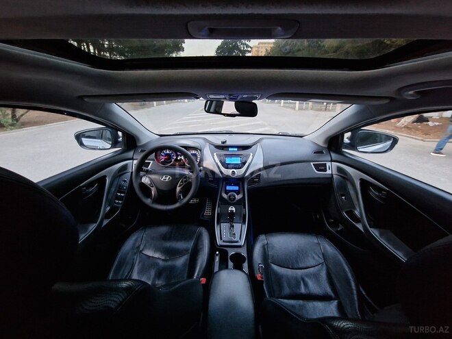 Hyundai Elantra 2013, 215,456 km - 1.8 л - Sumqayıt