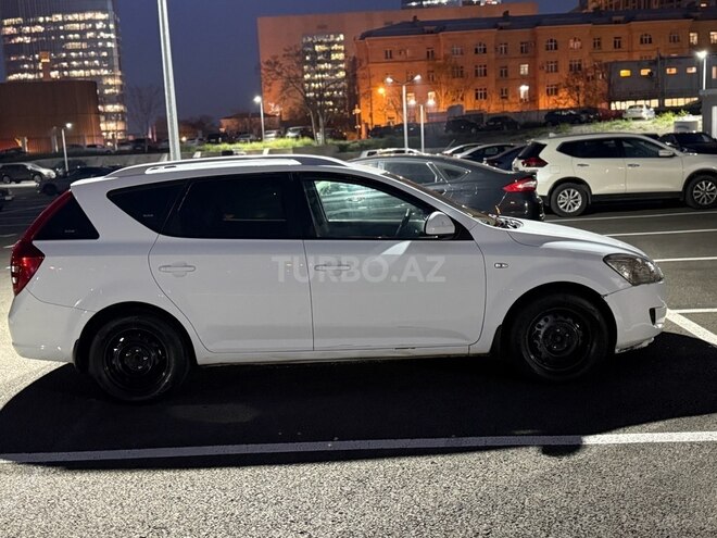 Kia Ceed 2007, 320,000 km - 1.6 л - Bakı