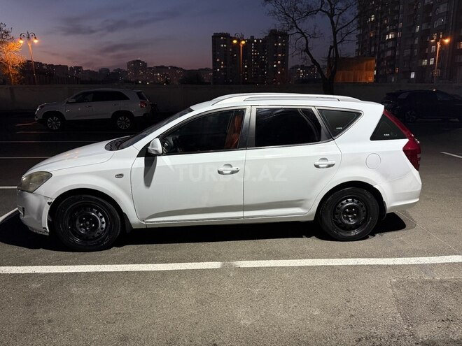 Kia Ceed 2007, 320,000 km - 1.6 л - Bakı