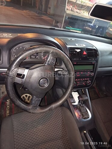 Volkswagen Jetta 2010, 279,000 km - 1.6 l - Bakı