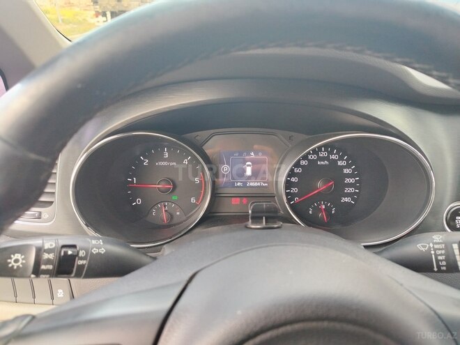Kia Carnival 2016, 24,700 km - 2.2 л - Bakı