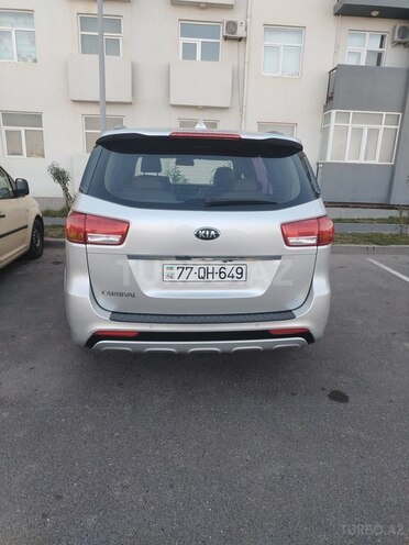 Kia Carnival 2016, 24,700 km - 2.2 л - Bakı