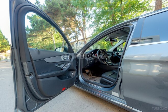 Mercedes C 220 d 2016, 165,000 km - 2.2 l - Bakı
