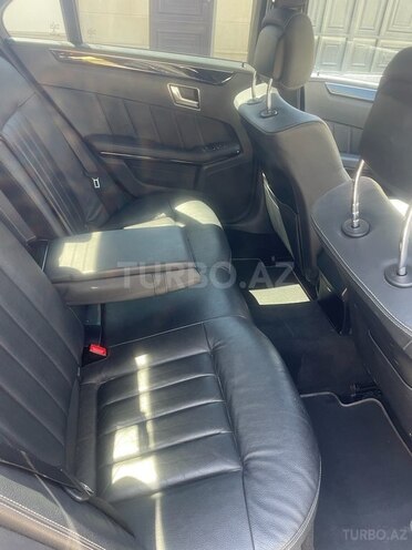 Mercedes E 220 d 2015, 167,000 km - 2.2 л - Quba