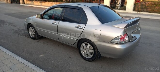 Mitsubishi Lancer 2006, 330,000 km - 1.6 l - Ağsu