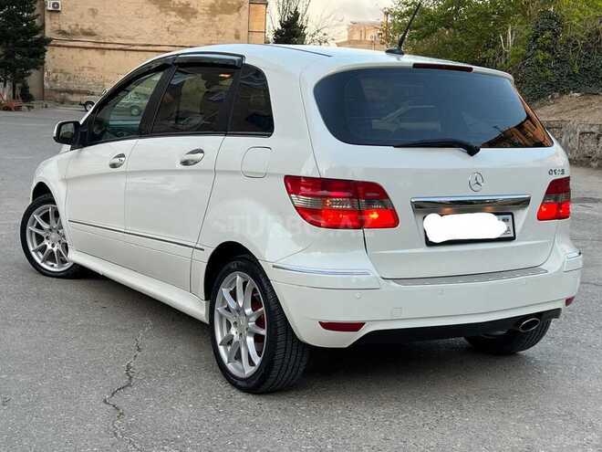 Mercedes B 170 2009, 167,700 km - 1.7 л - Sumqayıt