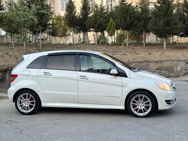 Mercedes B 170 2009, 167,700 km - 1.7 л - Sumqayıt