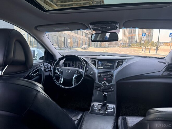 Hyundai Grandeur 2015, 230,000 km - 2.2 л - Bakı