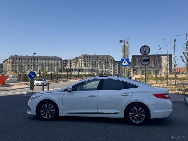 Hyundai Grandeur 2015, 230,000 km - 2.2 л - Bakı